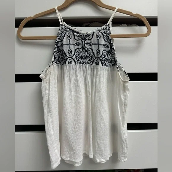 ABERCROMBIE & FITCH Halter Tank White Navy Embroidered Layering Size XS - Picture 4 of 7